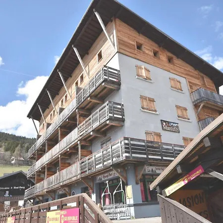 Cosy Centre-village Avec Balcon, Parking, Cuisine Equipee - Fr-1-685-50 Apartmán *